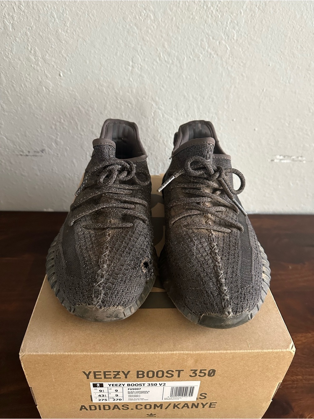 adidas Yeezy Boost 350 V2